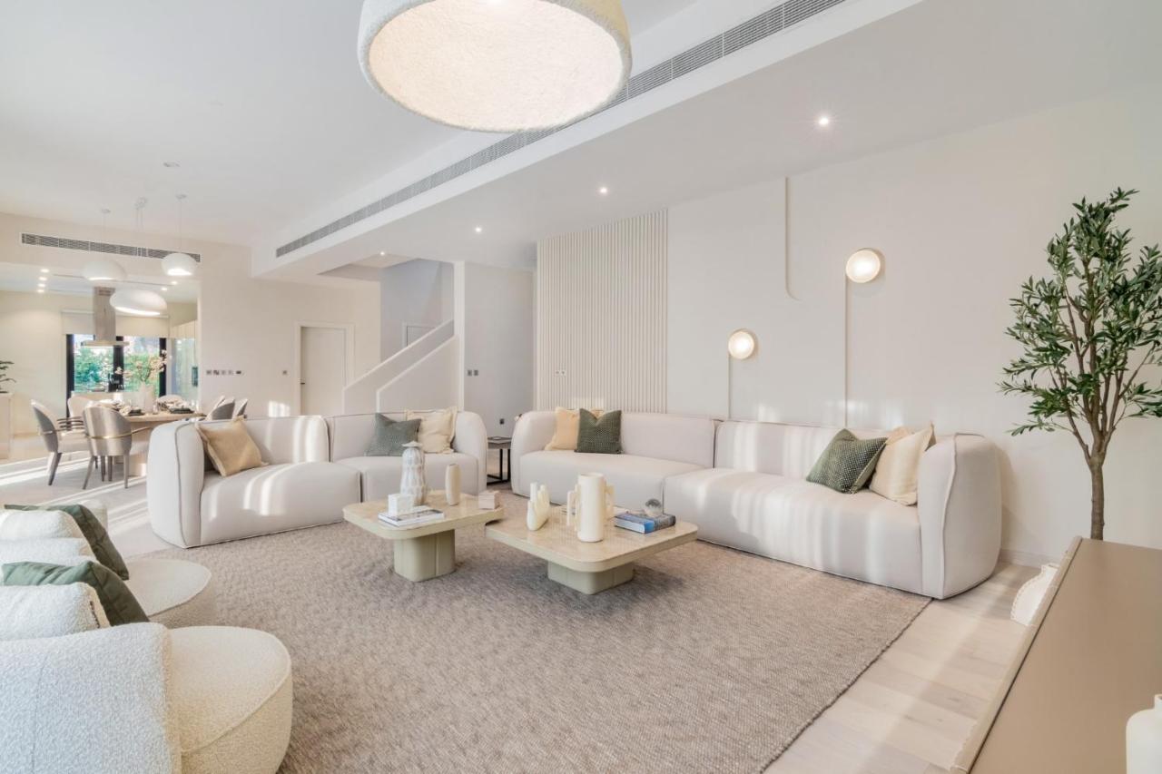Stunning Palm With Rooftop Garden, Style Pool And By Exclusive Homes Villa Dubai