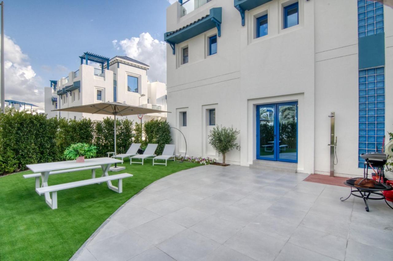 Villa Stunning Palm With Rooftop Garden, Style Pool And By Exclusive Homes *