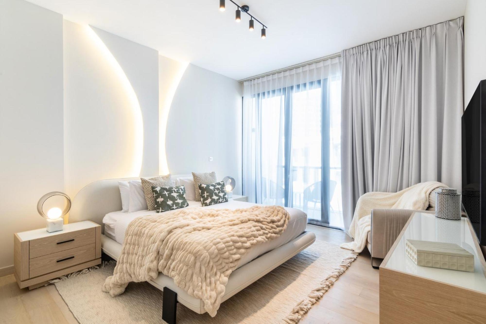 Stunning Palm With Rooftop Garden, Style Pool And By Exclusive Homes * Dubai